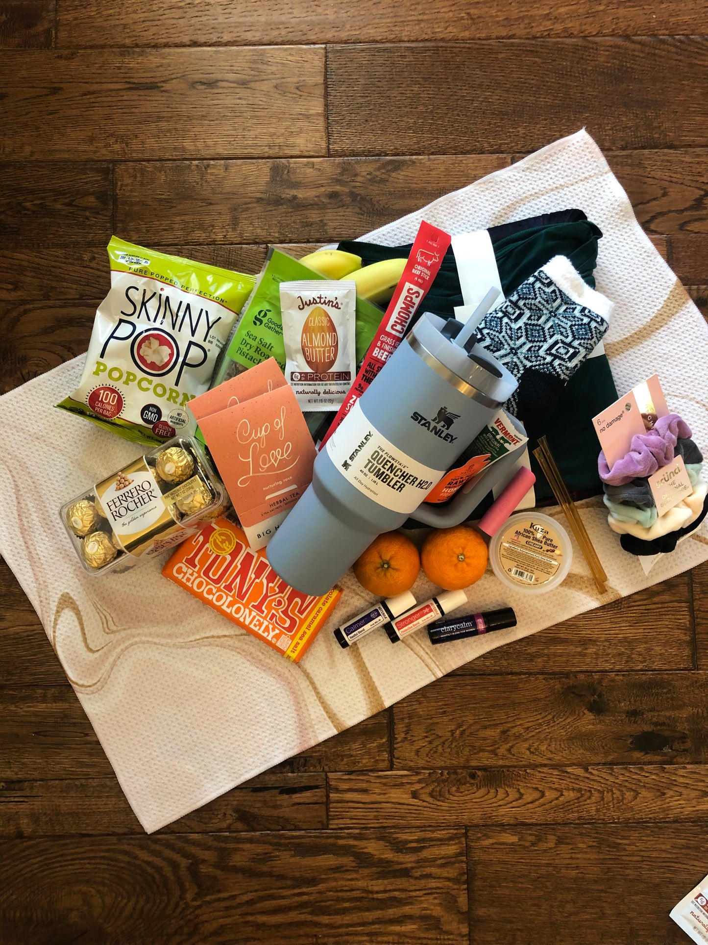 Postpartum Essential Gift Basket